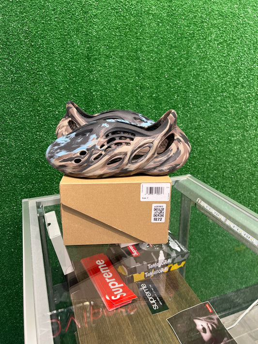 Yeezy Foam Runner MX Cinder (USED)