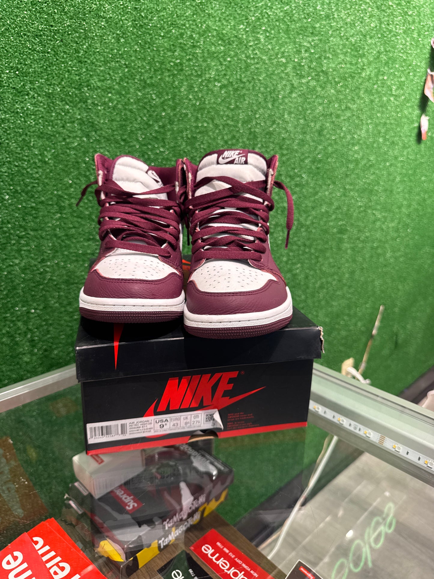 Air Jordan 1 Bordeaux (USED)