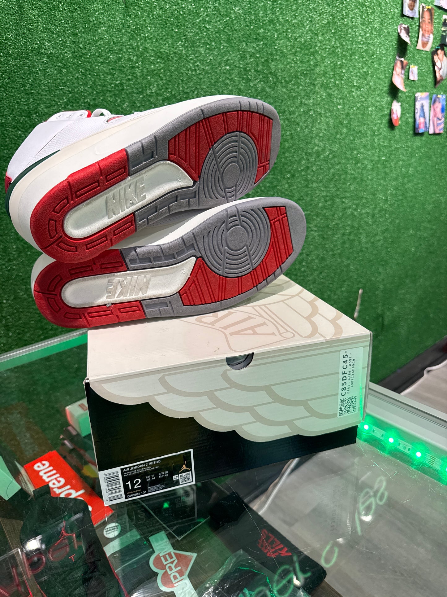 Air Jordan 2 origins (USED)