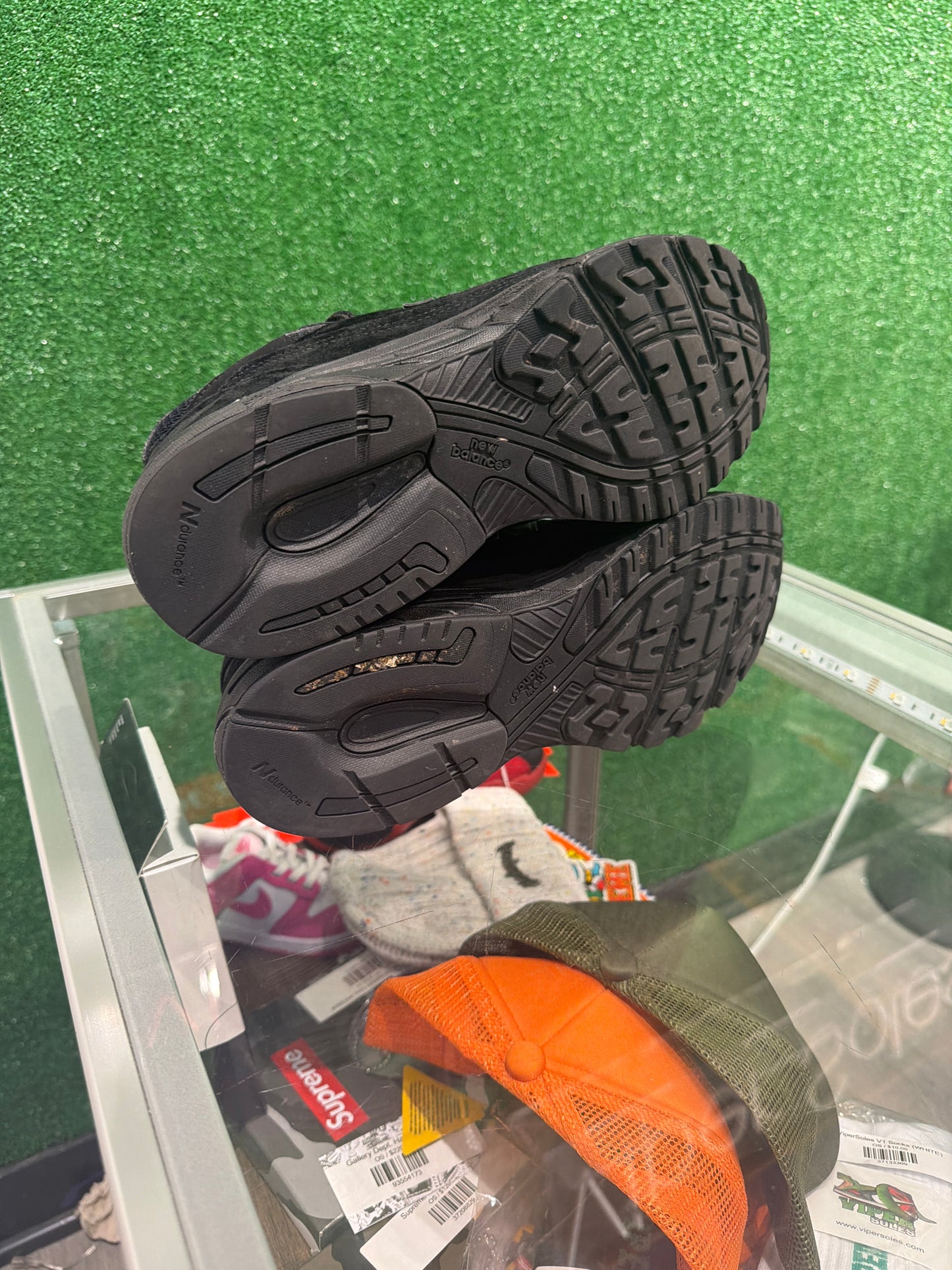 New balance triple black 993 (USED)