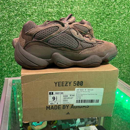 Yeezy 500 Clay Brown (USED)