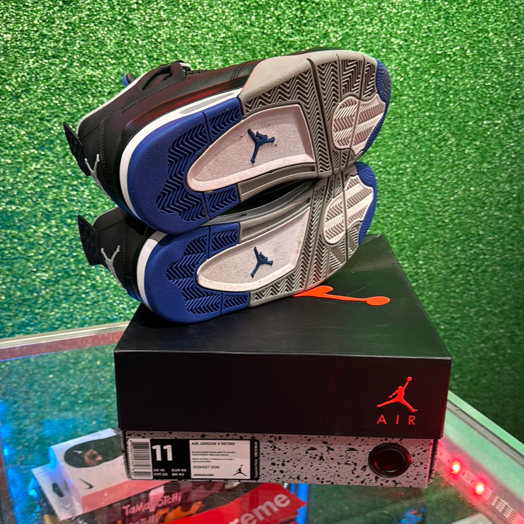 Air Jordan 4 Motorsport Alternative (USED)