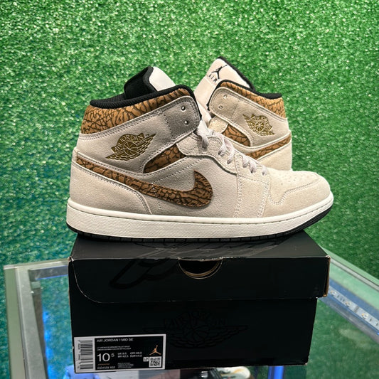 Air Jordan 1 mid Brown elephant (USED)