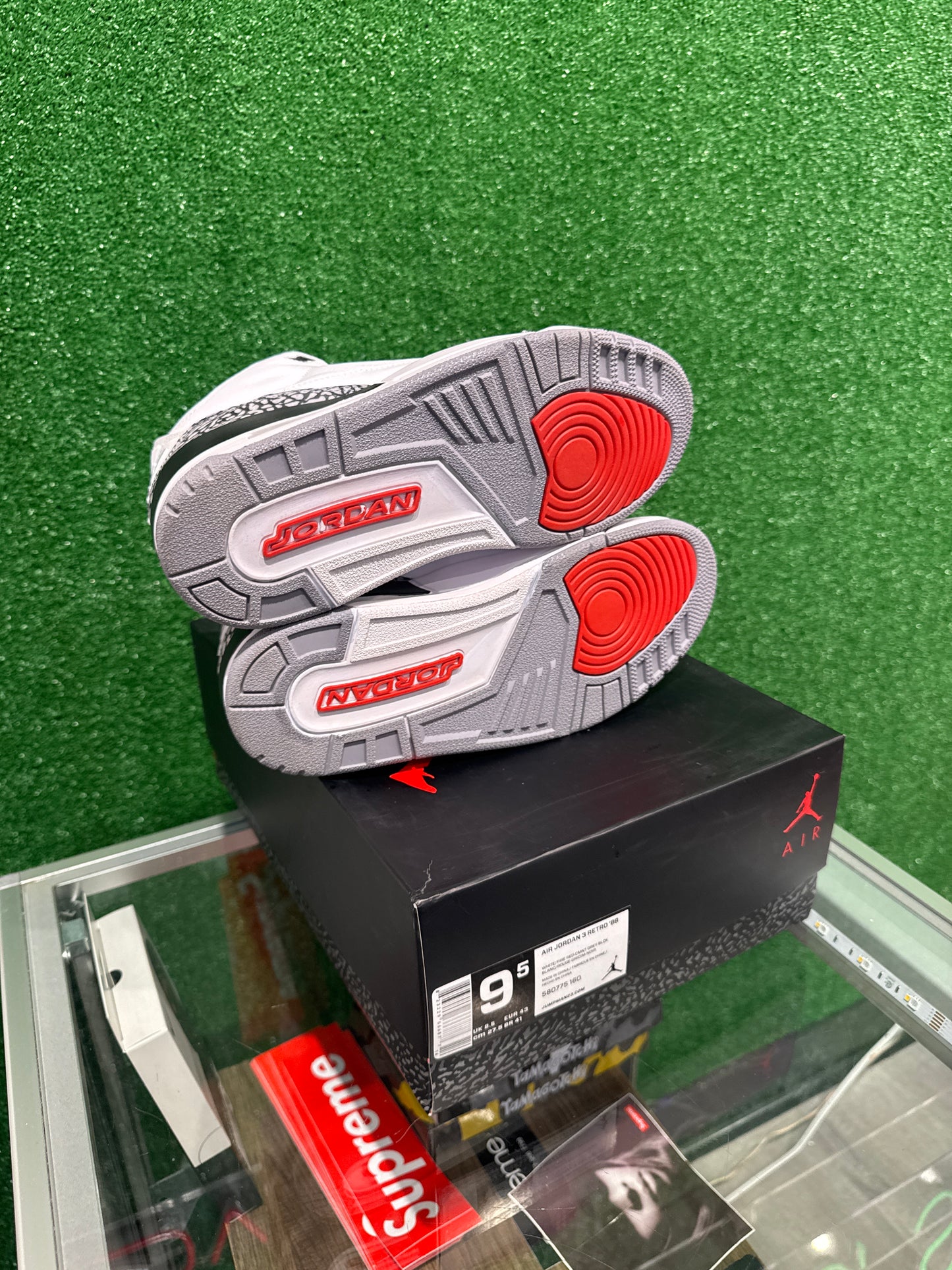 Air Jordan 3 Retro White Cement (2013) (USED)