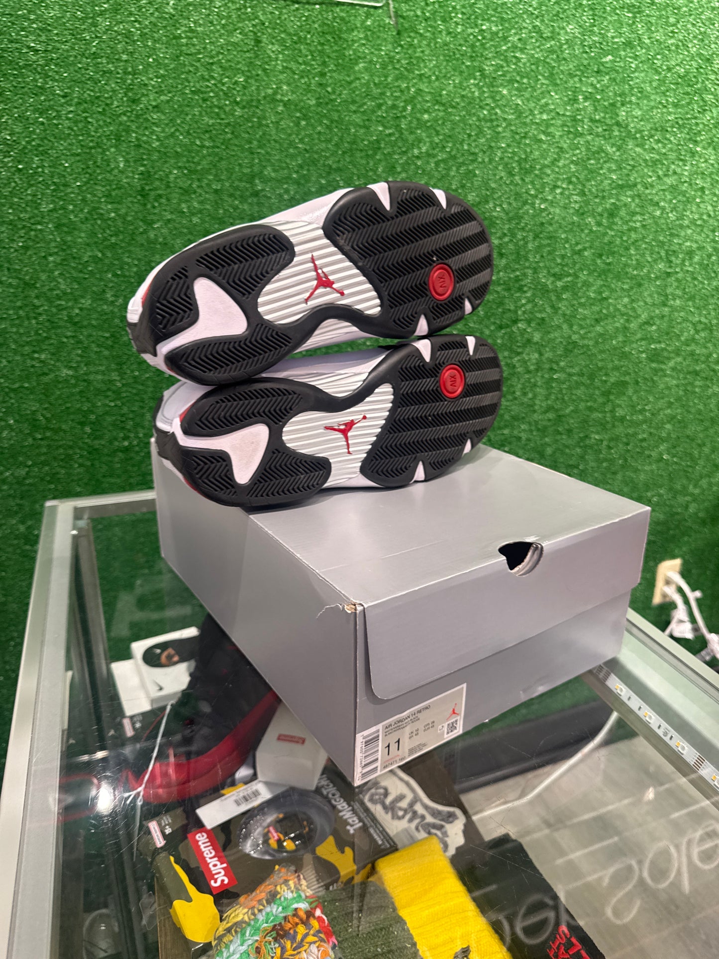 Air Jordan 14 Black Toe (USED)