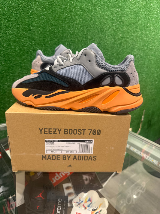 Yeezy 700 Washed Orange (USED)