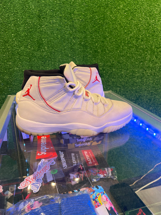 Air Jordan 11 Platinum Tint (USED)