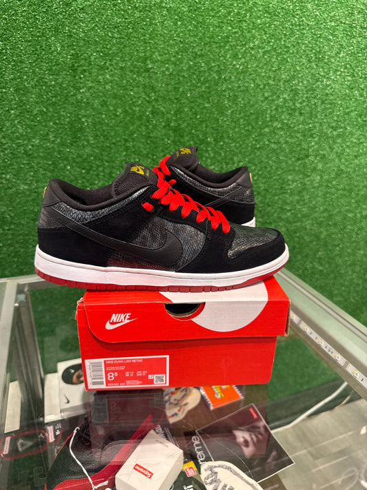 Nike sb dunk low snake eyes (USED)