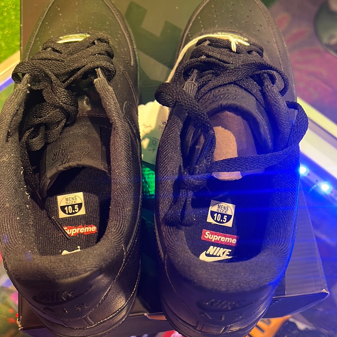 Air Force 1 Supreme (BLACK) (USED)