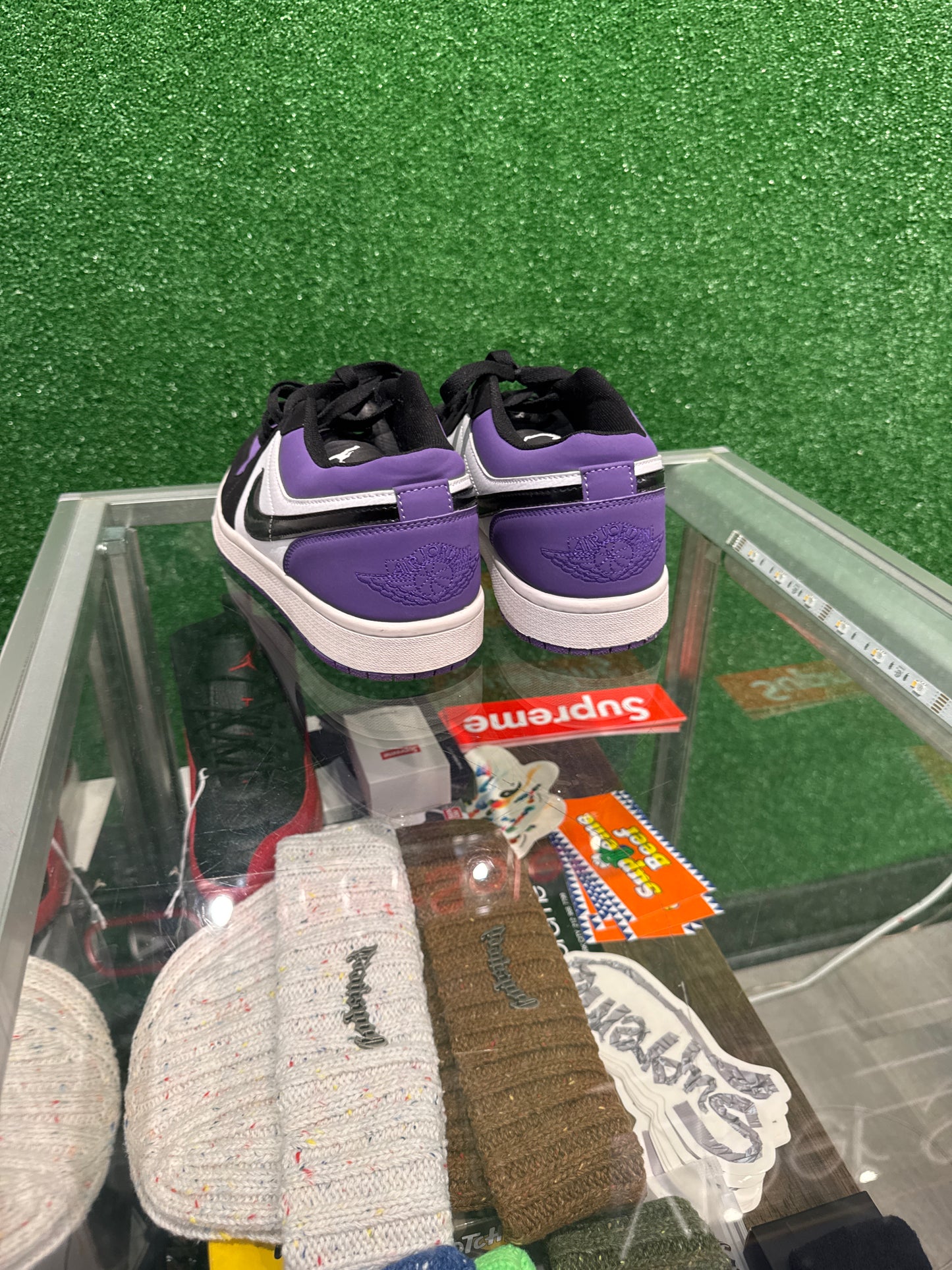 Air Jordan 1 low court purple (Used)