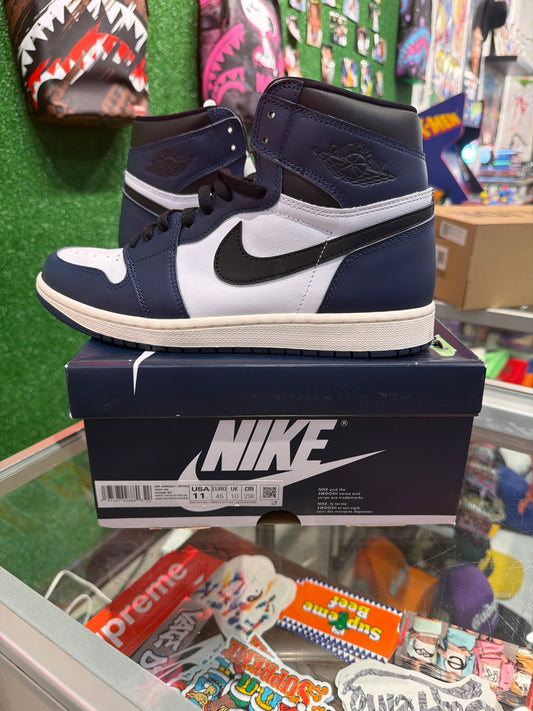 Air Jordan 1 midnight navy (USED)