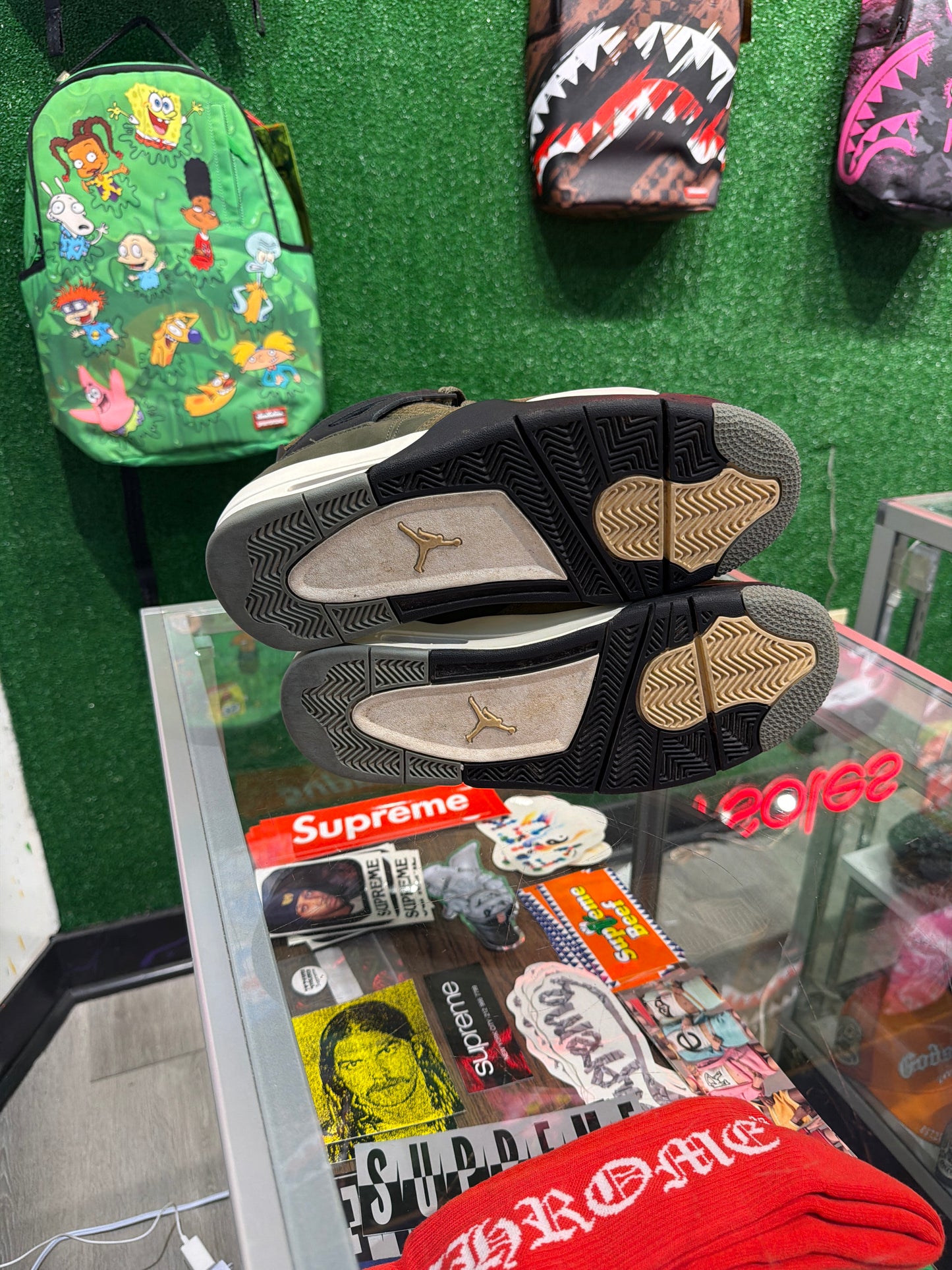 Air Jordan 4 Craft olive (USED)