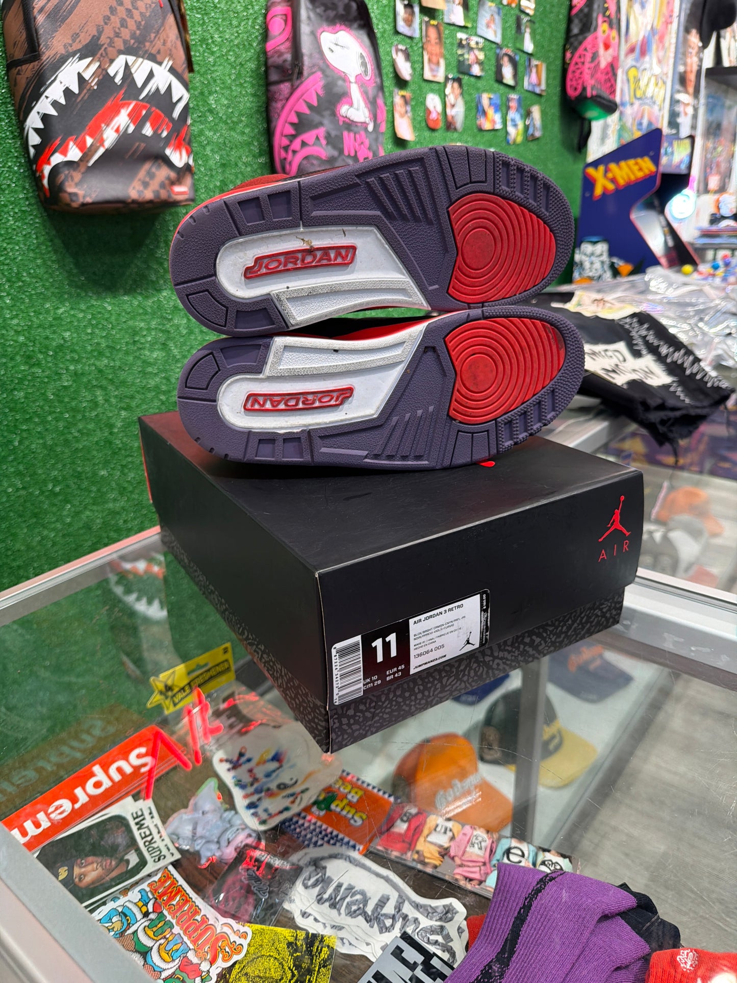 Air Jordan 3 crimson (USED)
