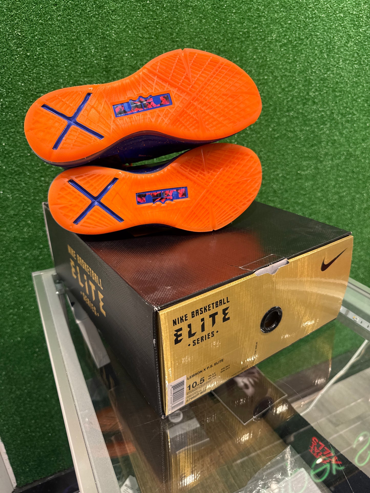 Lebron 10 superhero elite (USED)