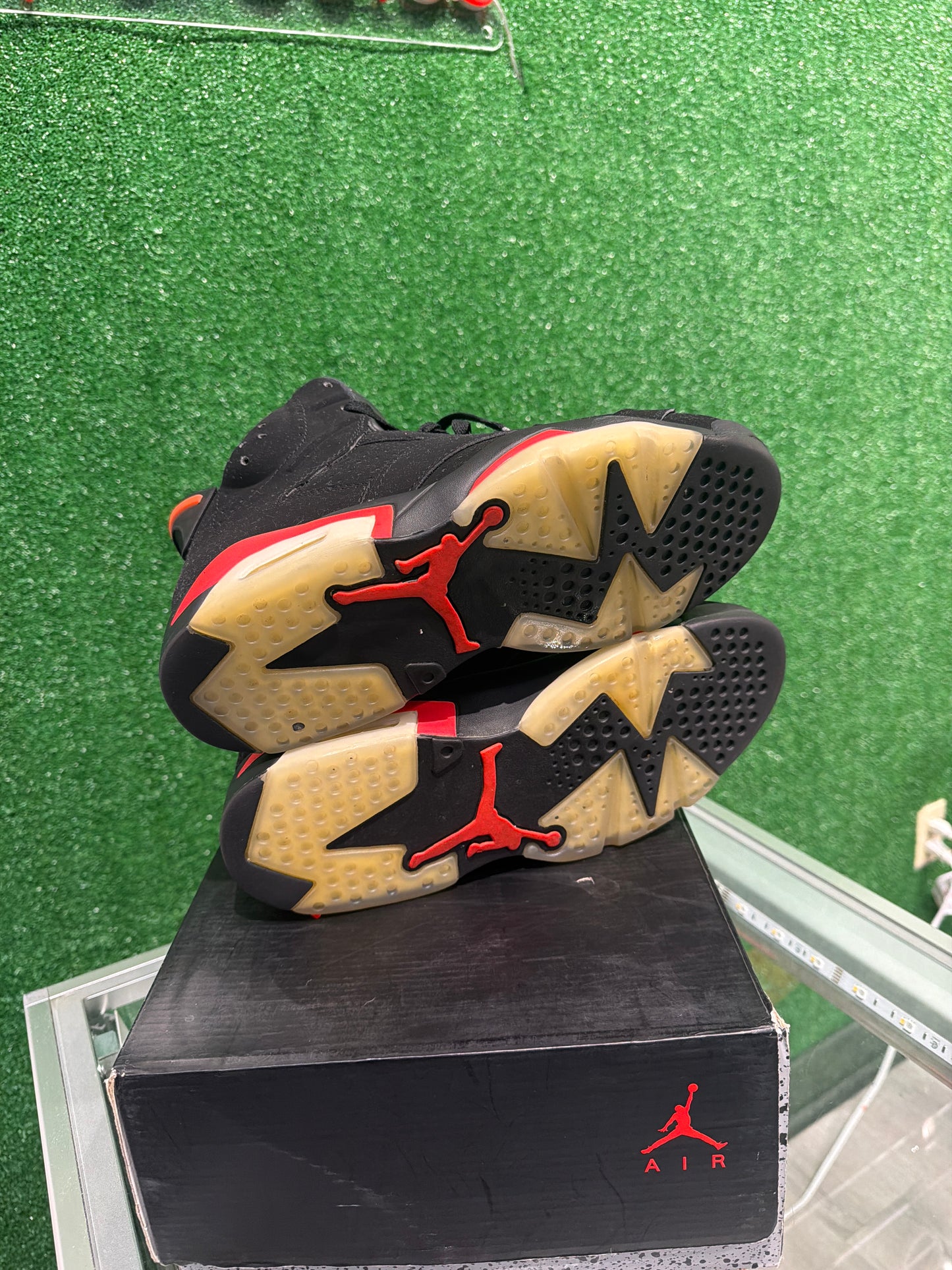 Air Jordan 6 Black Infrared (2018)(USED)