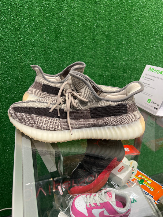 Yeezy Boost 350 Zyon (USED)