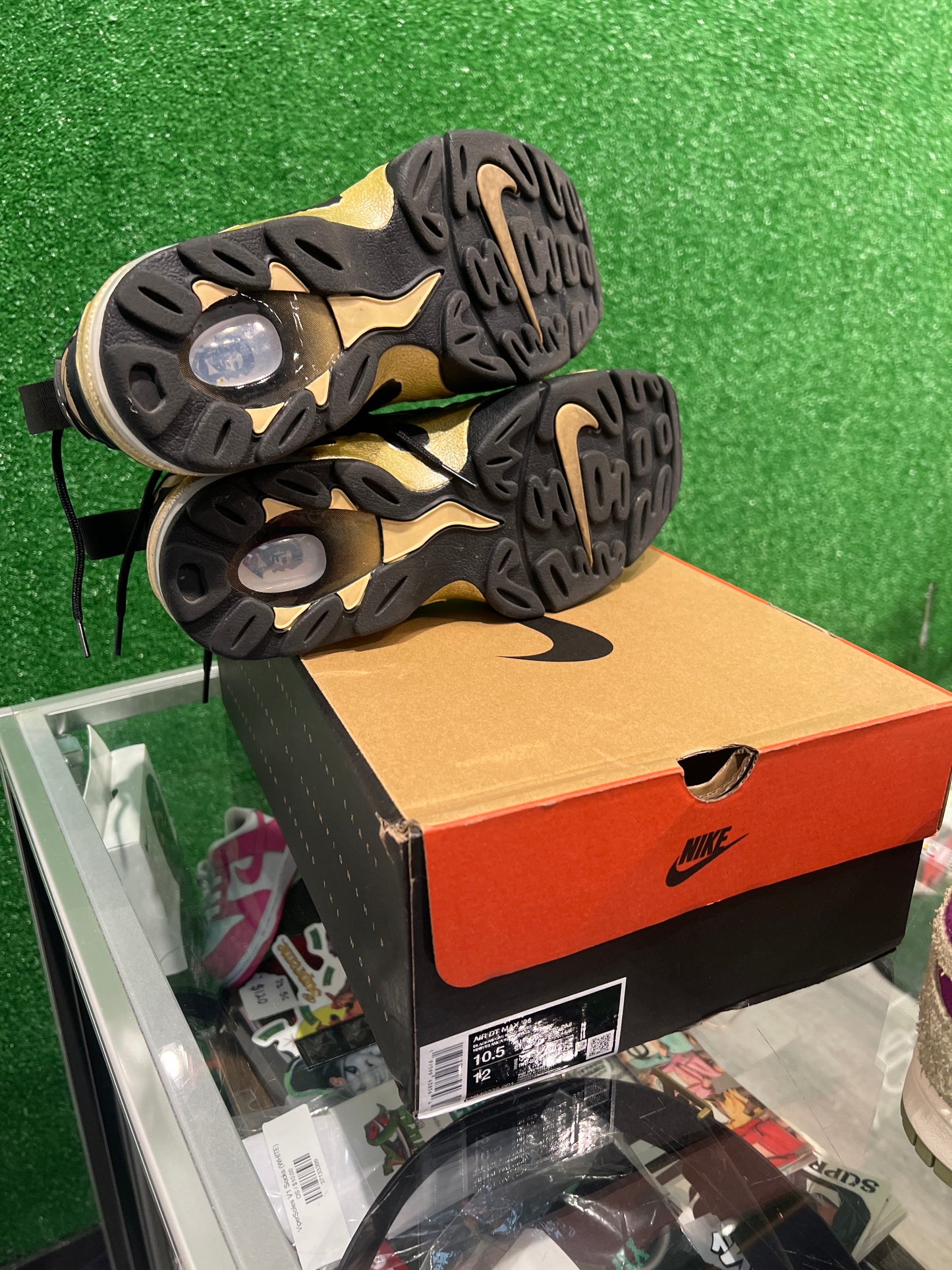 Nike air DT max “96 black Vegas gold (USED)