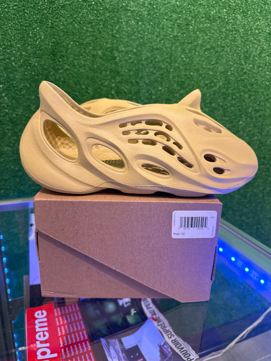 Yeezy Foam Runner Sulfur(USED)