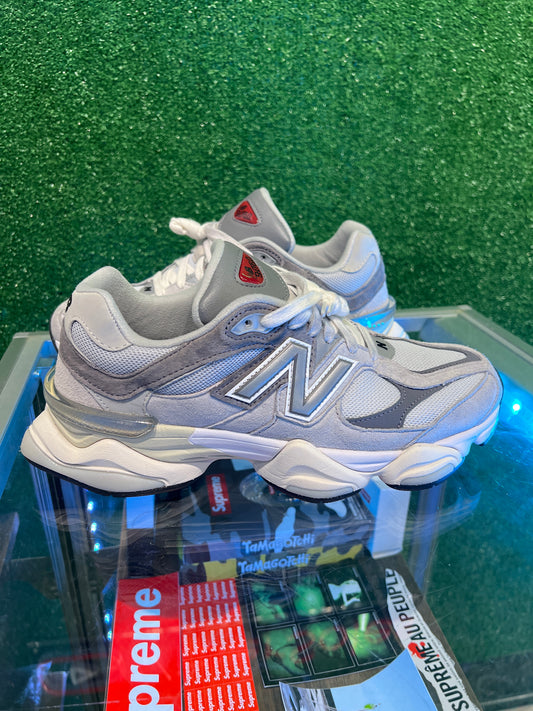 New balance 9060 Rain Cloud Grey(USED)