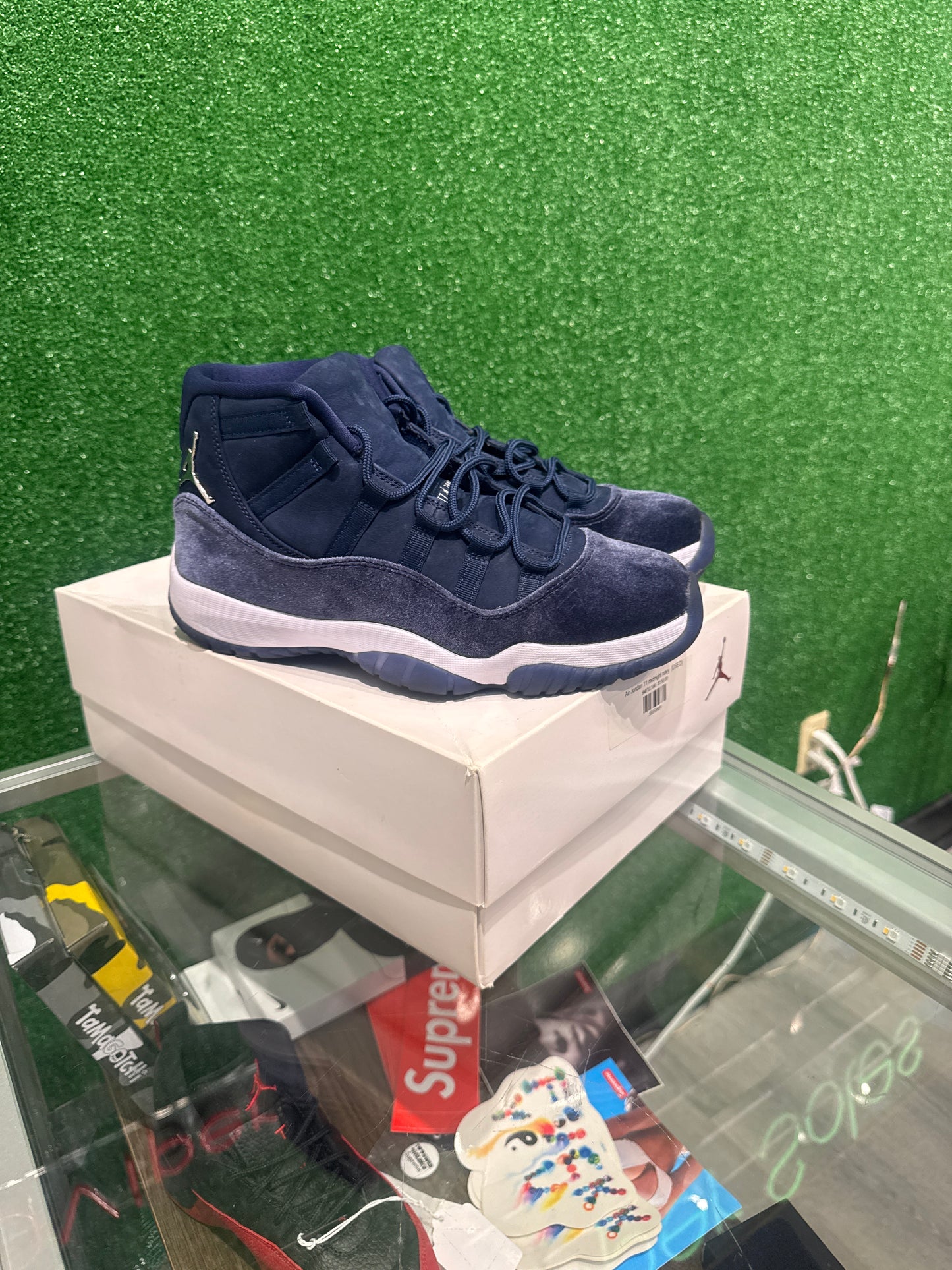 Air Jordan 11 midnight navy (USED)