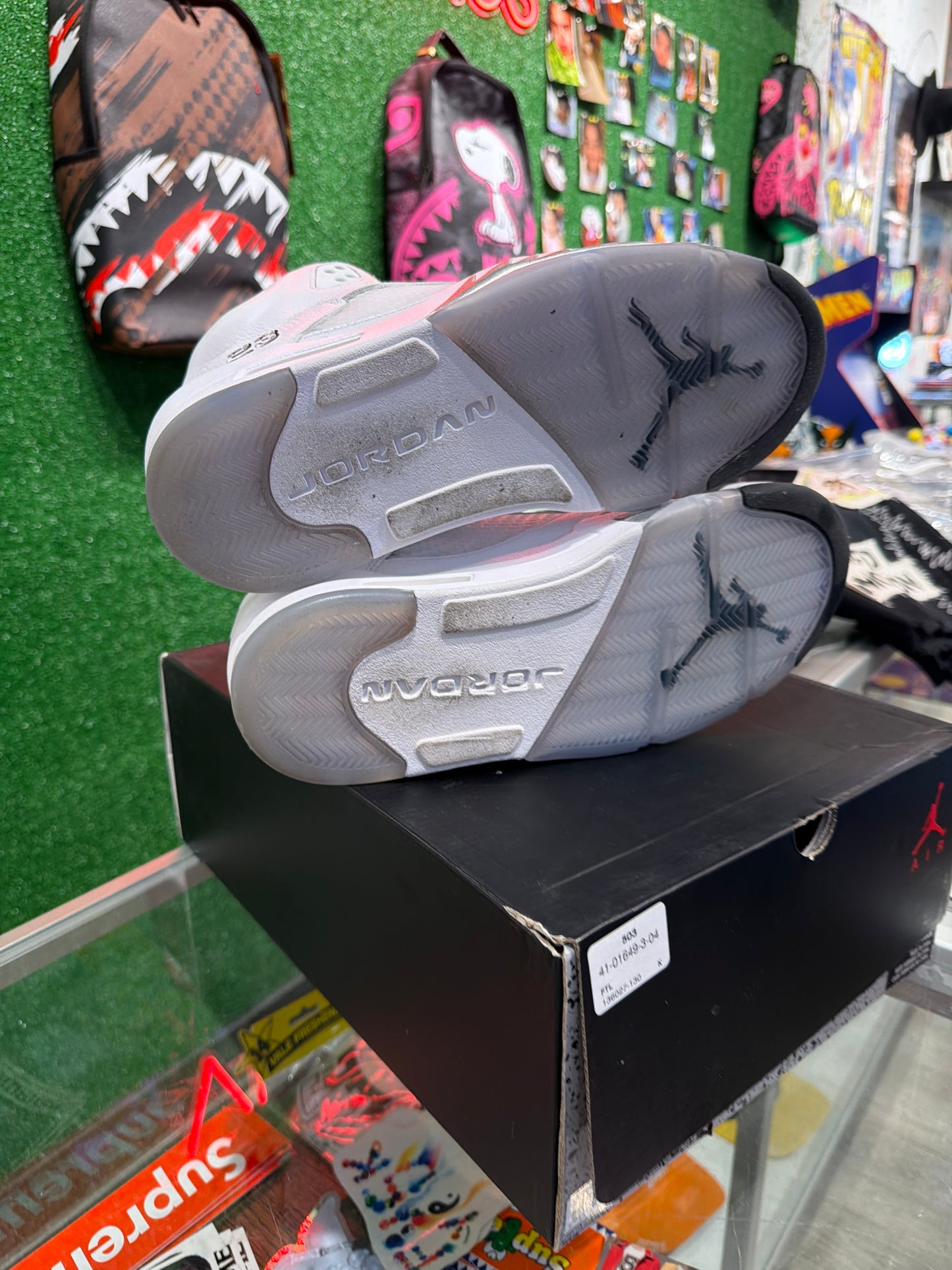 Air Jordan 5 Metallic Silver (USED)