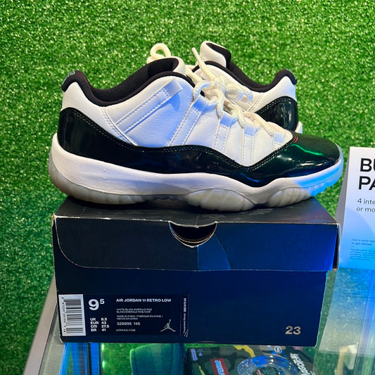 Air Jordan 11 low Easter Emerald