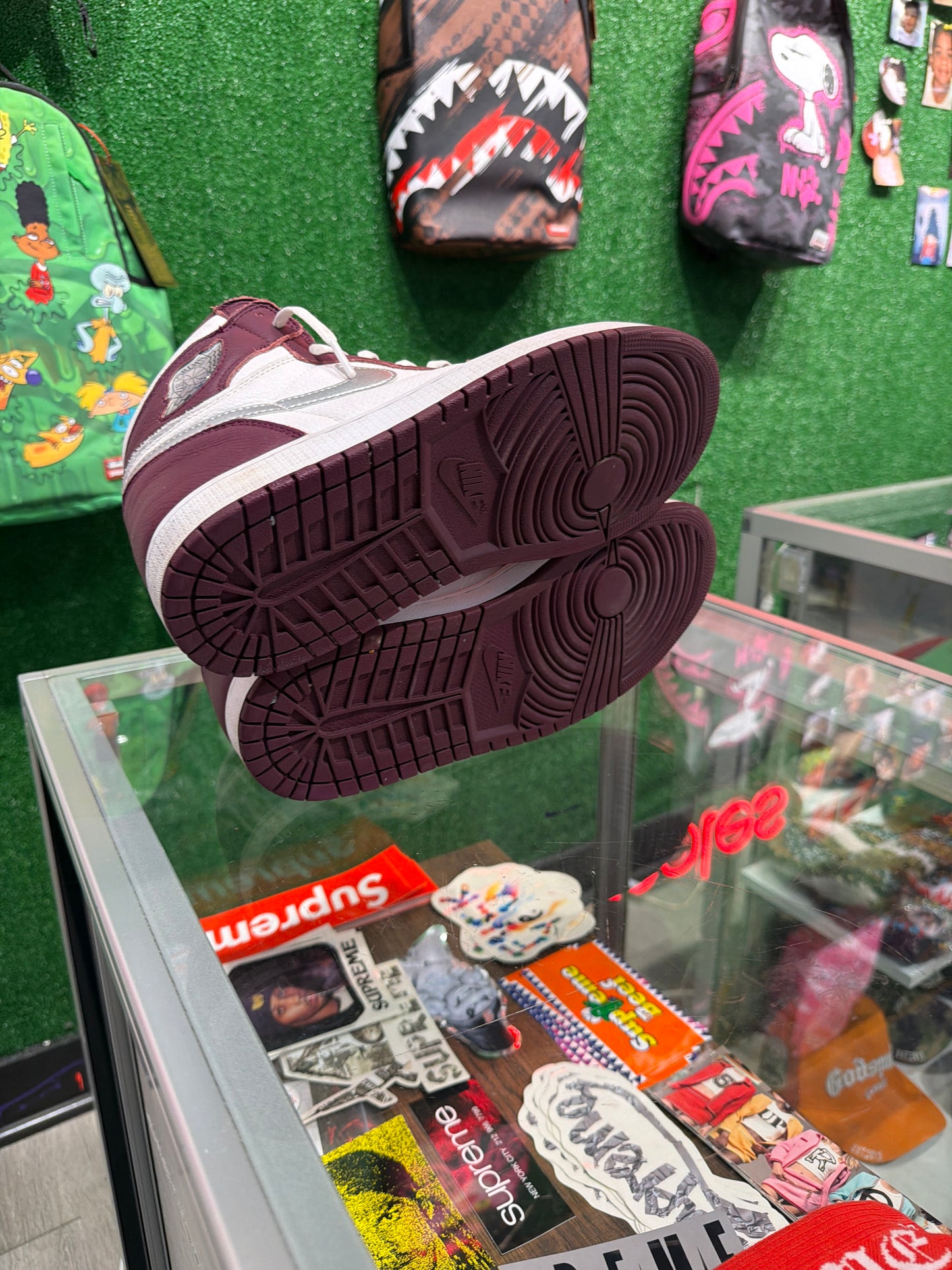 Air Jordan 1 Bordeaux (USED.)