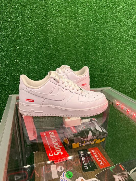 Air Force 1 Supreme (WHITE) (USED)