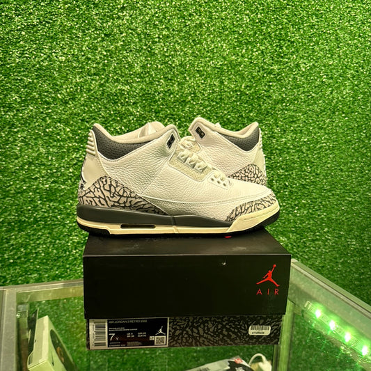 Air Jordan 3 hide n seek (GS) (USED)