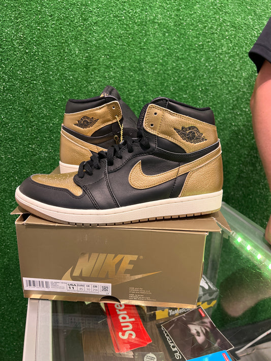 Air Jordan 1 Metallic Gold (USED)
