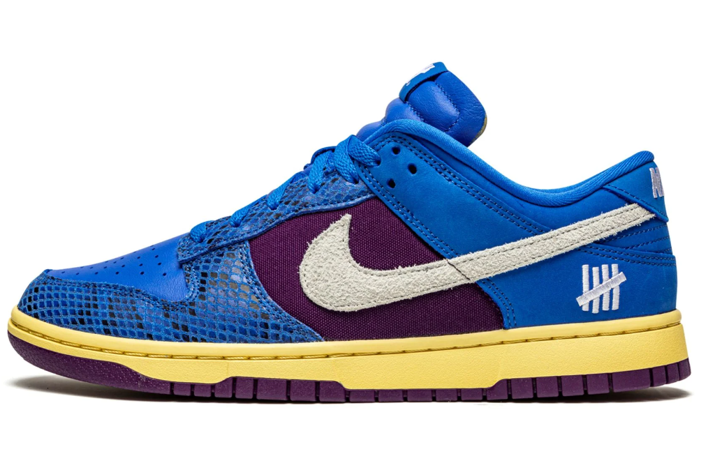 Nike Dunk low Undefeated Blue