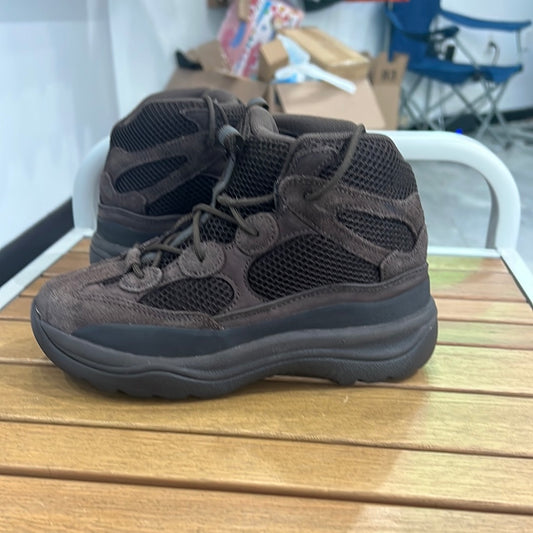 Yeezy Oil Boot (USED)
