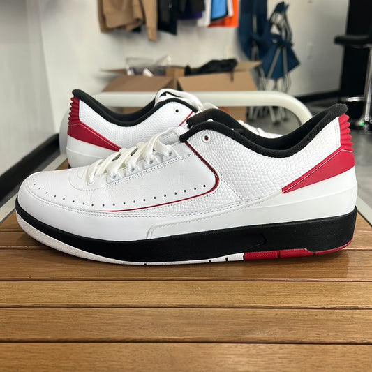 Air Jordan 2 Chicago Low (USED)