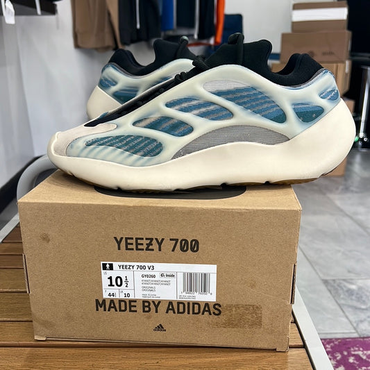 Yeezy 700 V3 Kyanite (USED)
