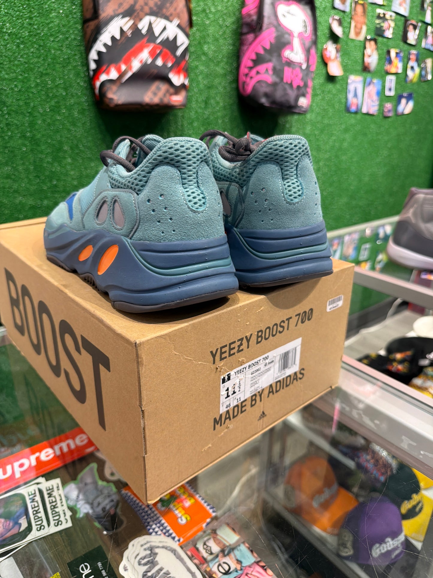 Yeezy 700 Faded Azure (USED)