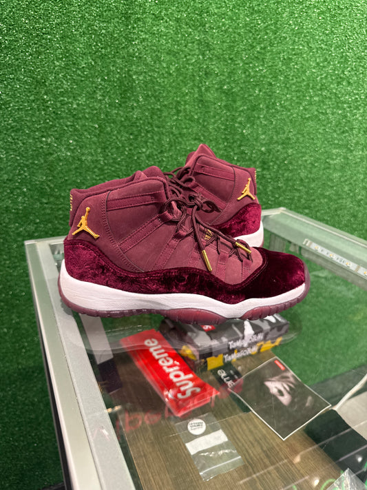 Air Jordan 11 night maroon (GS) (USED)