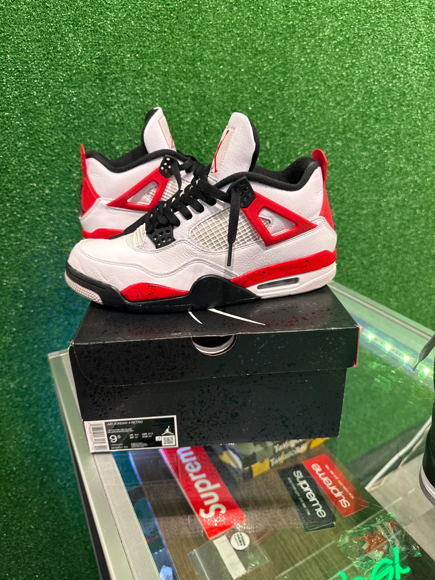 Air Jordan 4 Red Cement (used)