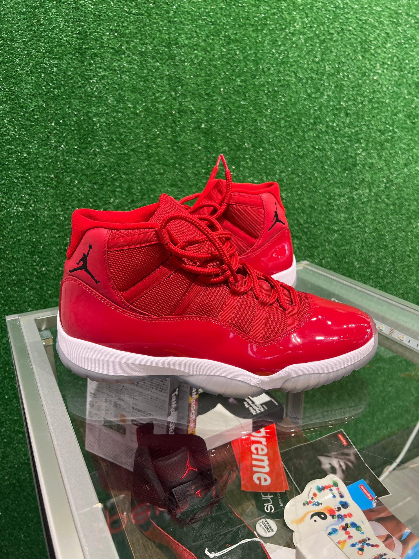 Air Jordan 11 Win Like 96 (USED) ***