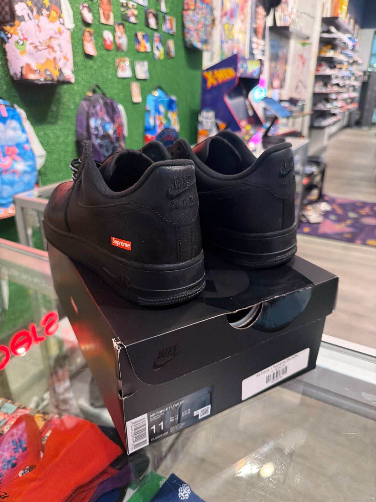 Air Force 1 Supreme (BLACK) (USED)