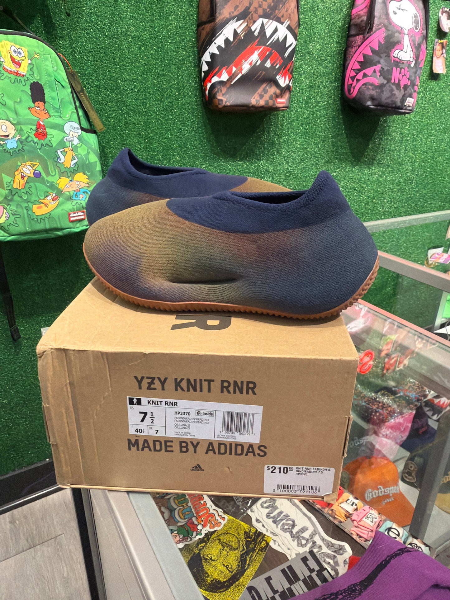Adidas Yeezy knit runner faded indigo (USED)