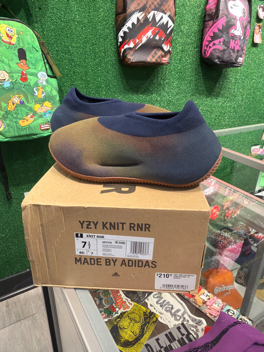 Adidas Yeezy knit runner faded indigo (USED)
