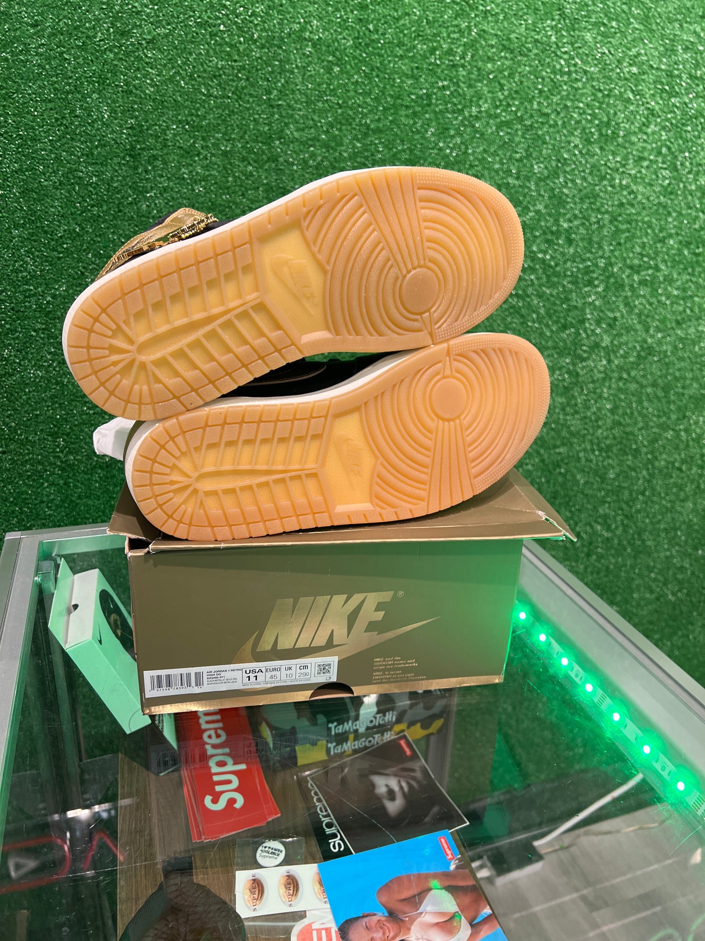 Air Jordan 1 Metallic Gold (USED)