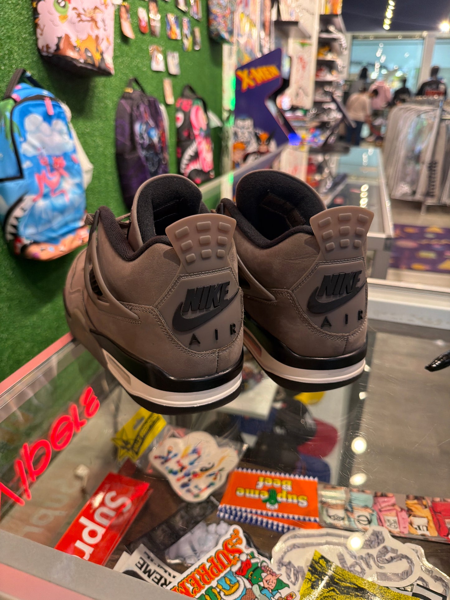 Air Jordan 4 cave  stone (USED)