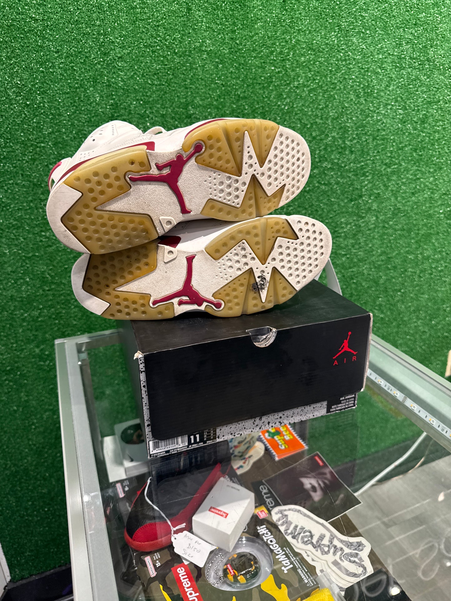 Air Jordan 6 maroon (USED)