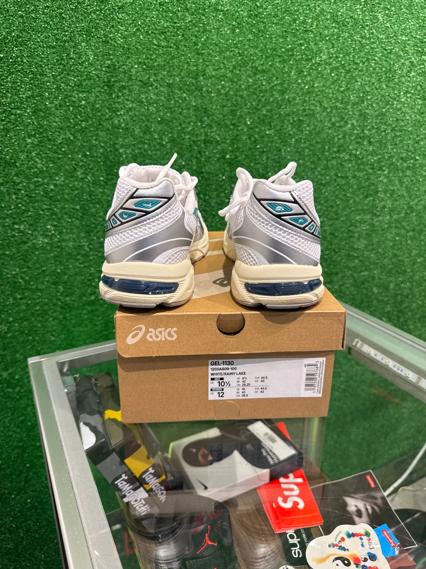 Asics gel 1130 white rainy lake (USED)