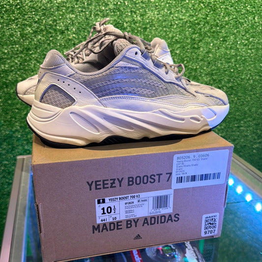 Yeezy Boost 700 V2 Static (USED)