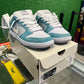 Nike SB Dunk Low  April skateboards (USED)