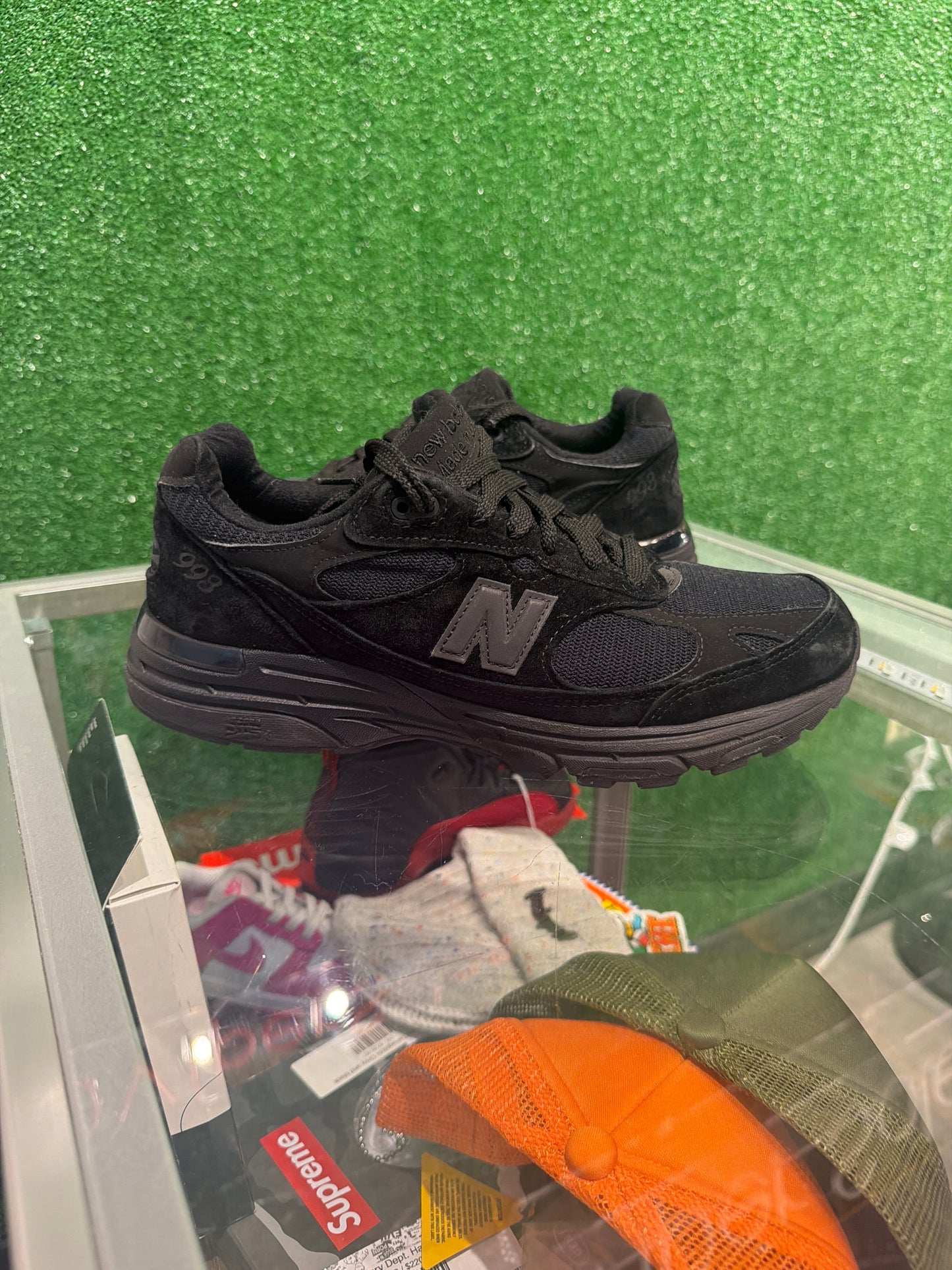 New balance triple black 993 (USED)