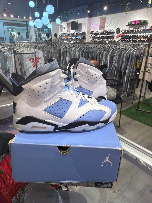 Air Jordan 6 UNC (USED)