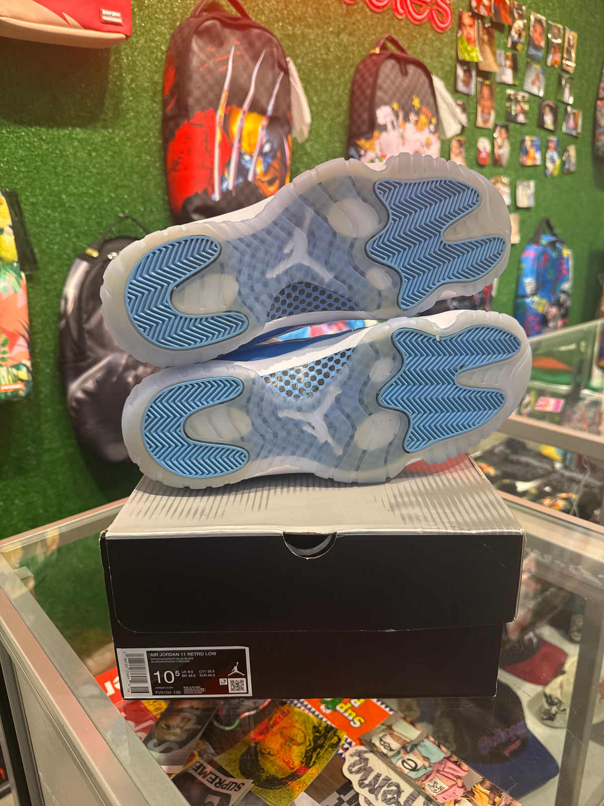 Air Jordan 11 Low University Blue (USED)